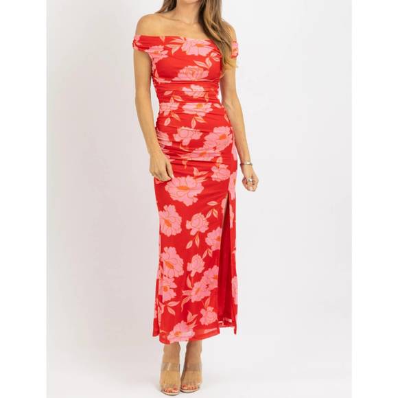 NEW ONE & ONLY jadis off the shoulder floral maxi dress in red - Picture 1 of 5